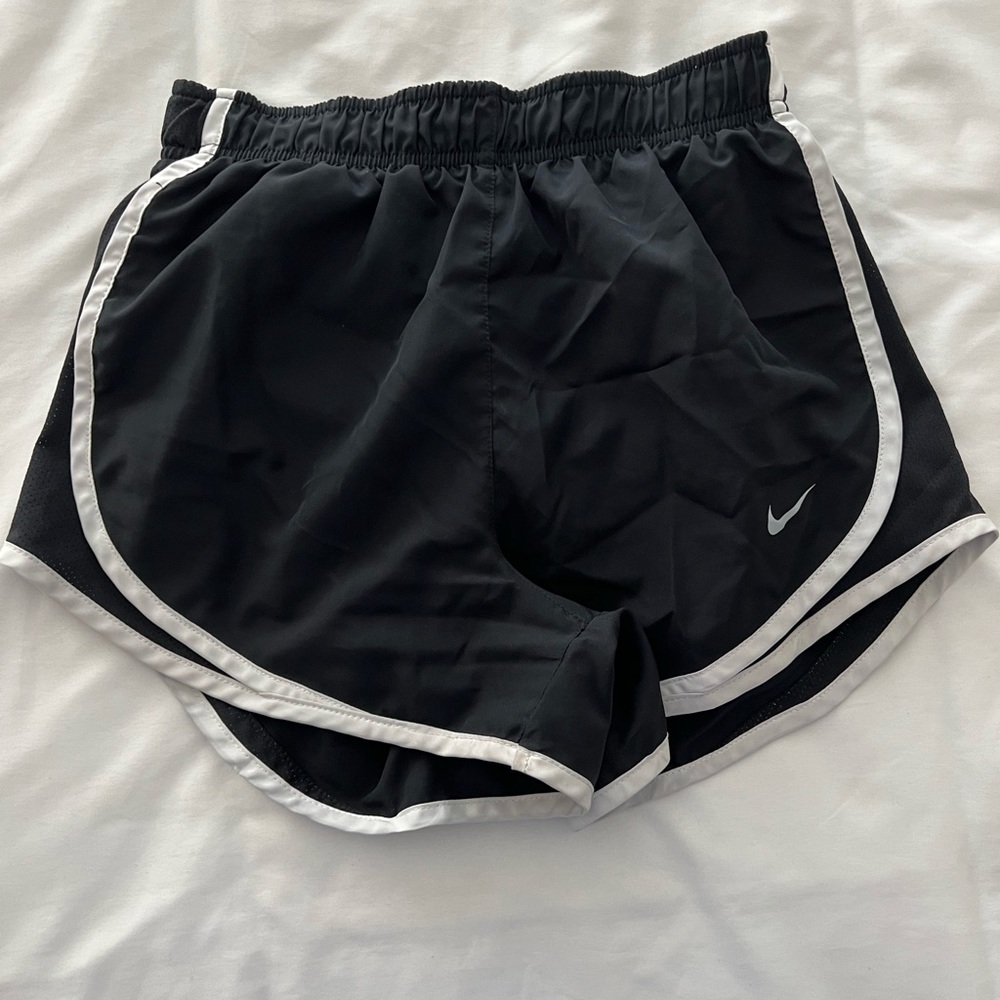 Black Nike shorts